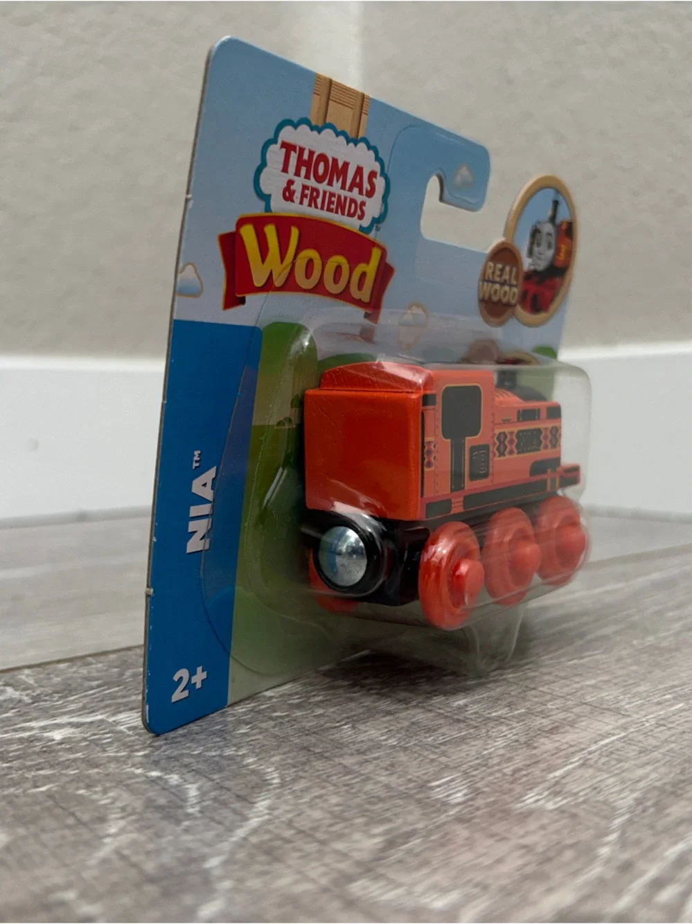 NIB Wooden Nia GGG31 - Thomas & Friends
